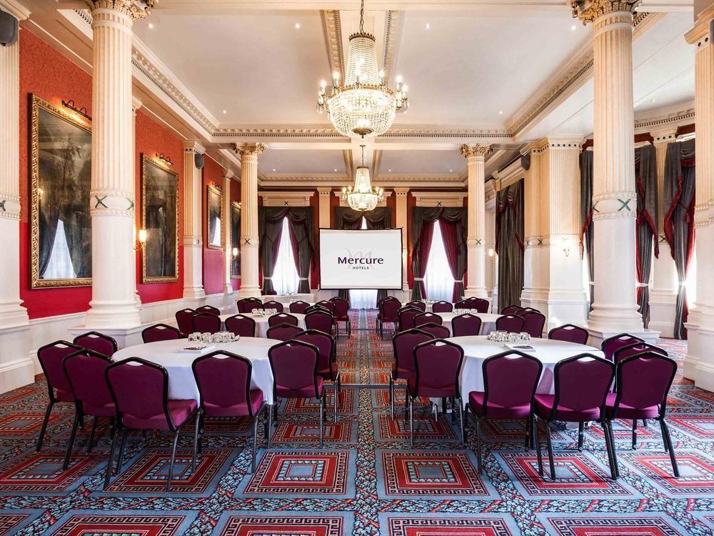 Exeter Rougemont Hotel By Sunday Bagian luar foto