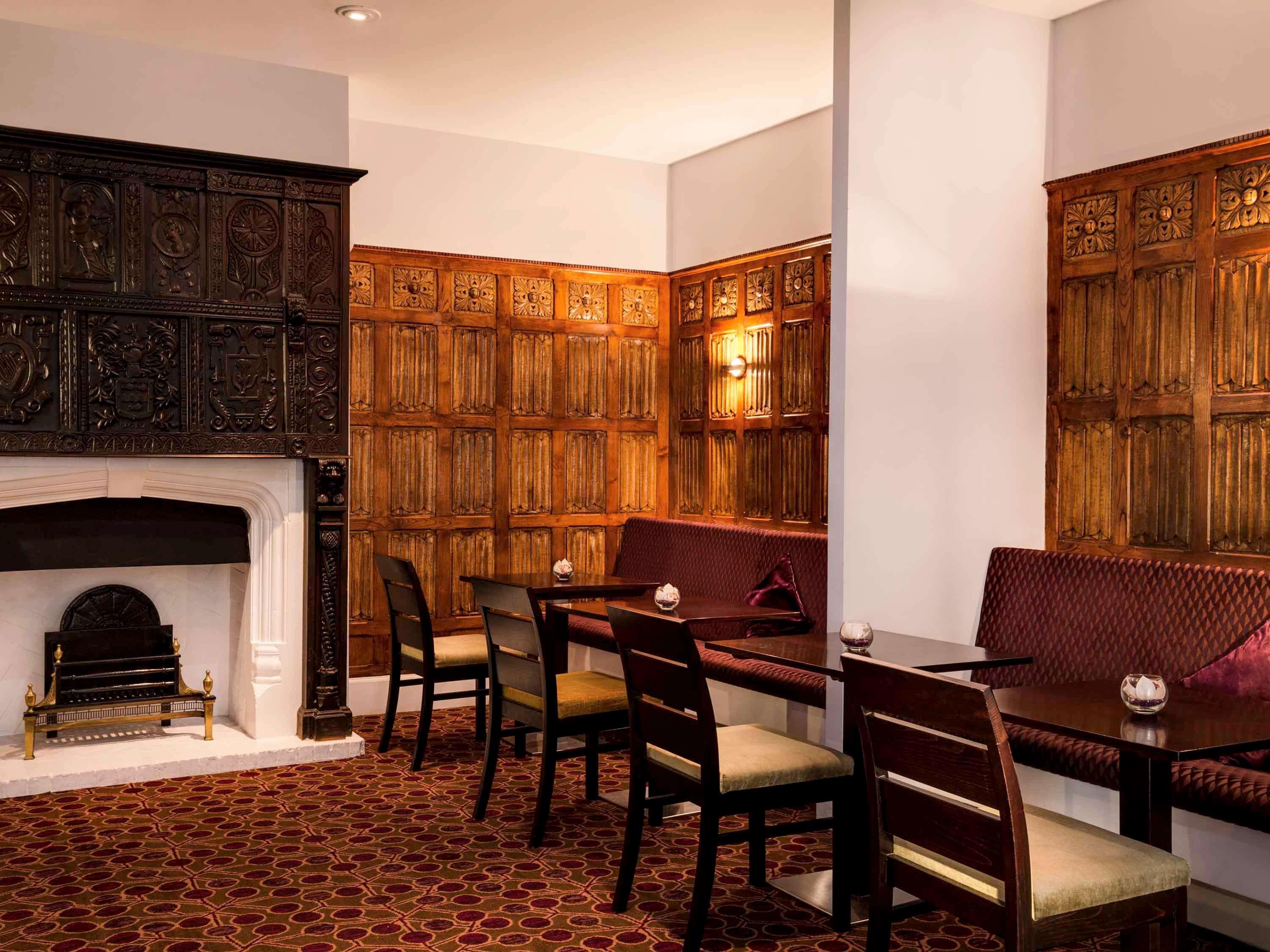 Exeter Rougemont Hotel By Sunday Bagian luar foto
