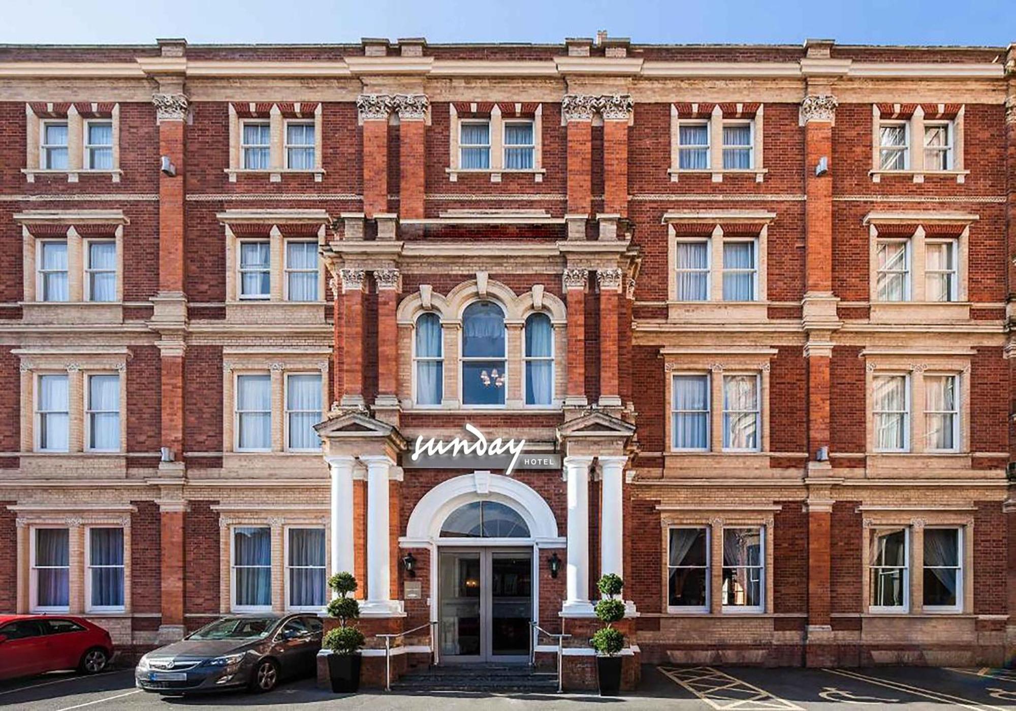 Exeter Rougemont Hotel By Sunday Bagian luar foto