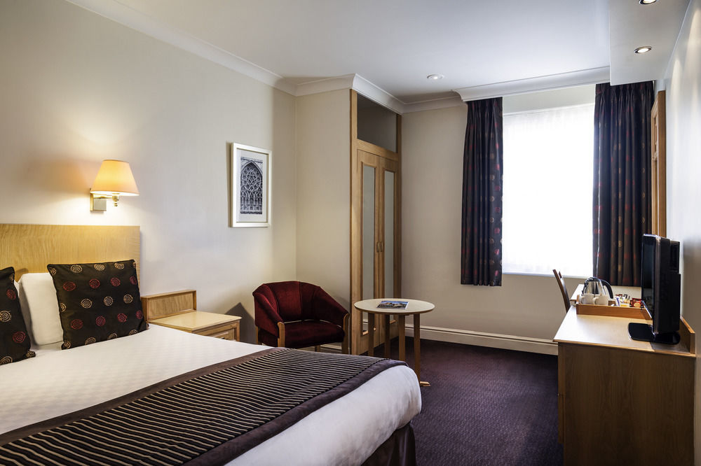 Exeter Rougemont Hotel By Sunday Bagian luar foto